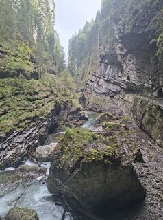 Fotó a Meini 04 honlapról a túra során