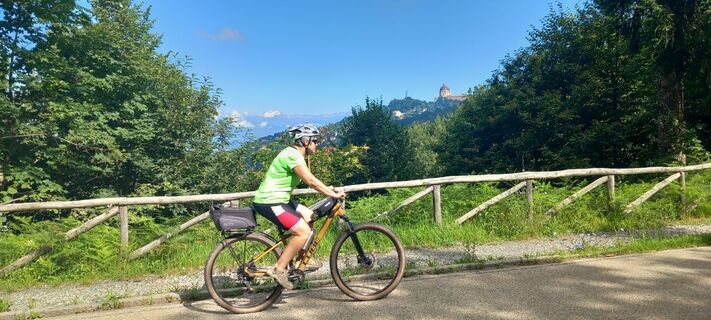 Blick auf Superga von der Straße der Colli (La Panoramica)