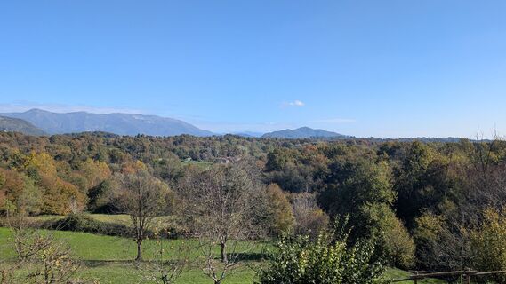 Zdjęcie z Stefano Manzoni wzdłuż trasy