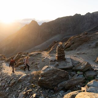 Der Rundweg startet und endet bei der Bergstation Hohsaas.