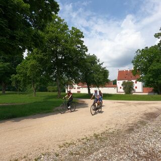 Wasserwege zwischen Kunst und Kulinarik