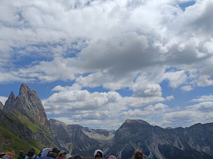 Fotografia z Adam Akwen na trase