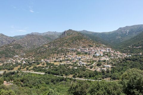 Pietralba