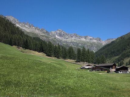 Fotografija s spletne strani Gabriele Cucchi na poti