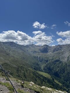 Photo de Nikola le long du parcours