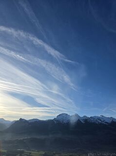 Fotografija s spletne strani Carlo Ospelt (Wuffenstein) na poti