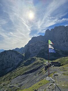 Fotografia z Andrea Inserra na trase