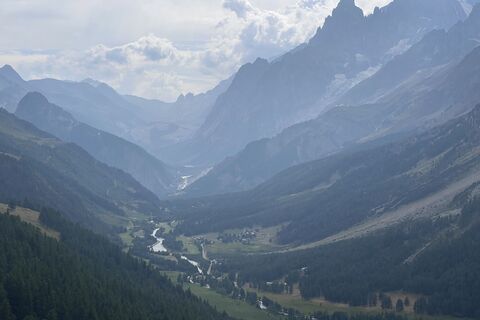 Fotografija s spletne strani Gloop na poti
