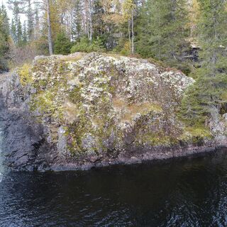 Komulanköngäs-Wasserfall