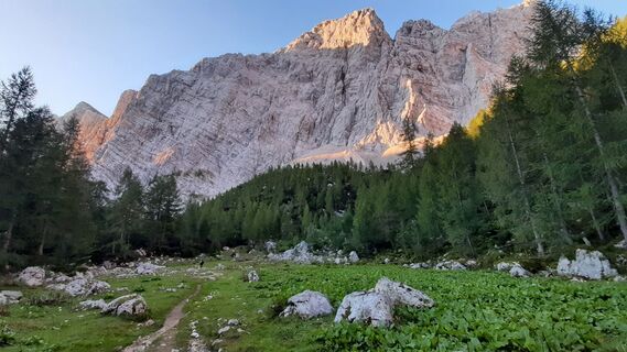 Triglav von Kovinarska koča, Slovenija