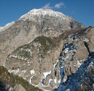 Raut und Susaibes von San Daniele mit Schnee