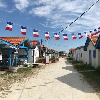 Cabanes Port de Talais © medoc-atlantique-tourisme_2