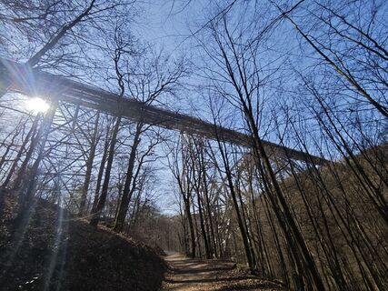 Zdjęcie z Björn Heun wzdłuż trasy