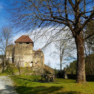 Burgruine Stubegg in Arzberg, Naturpark Almenland in der Oststeiermark