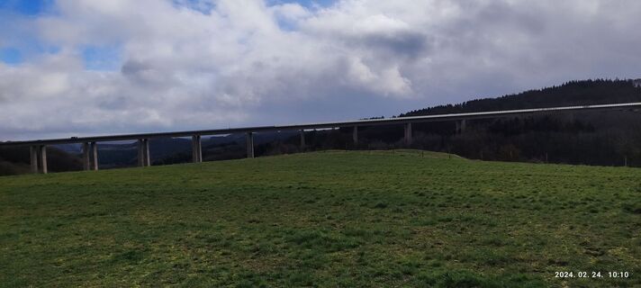 Photo de Edit Szoboszlay le long du parcours