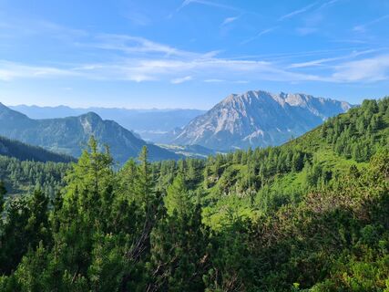 Fotografija s spletne strani uhu321 na poti
