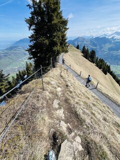 Fotografija s spletne strani Kriscrazy na poti