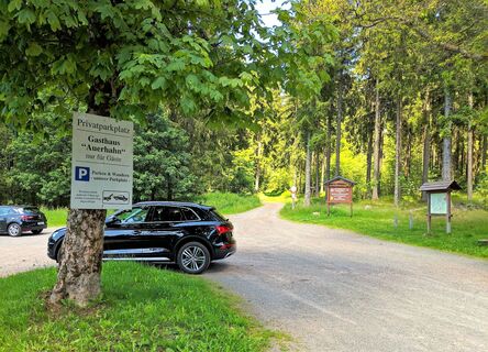 Parkplatz Waldgasthauses "Auerhahn"