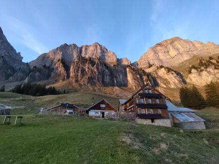 Fotografija s spletne strani Peter Seliner na poti