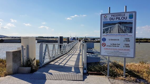 schleife-27-048-maguelone-passerelle