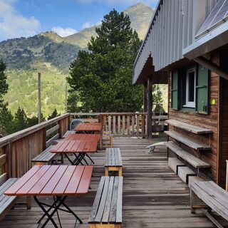 Terrasse der Schutzhütte