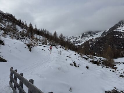 Fotografia z Hans-Dieter Emil na trase