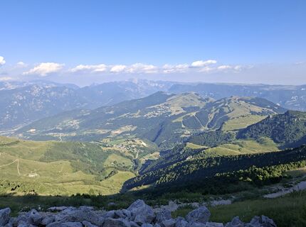 Fotografija s spletne strani k zsu na poti