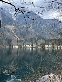 Fotografija s spletne strani Julia Wimmer 4 na poti