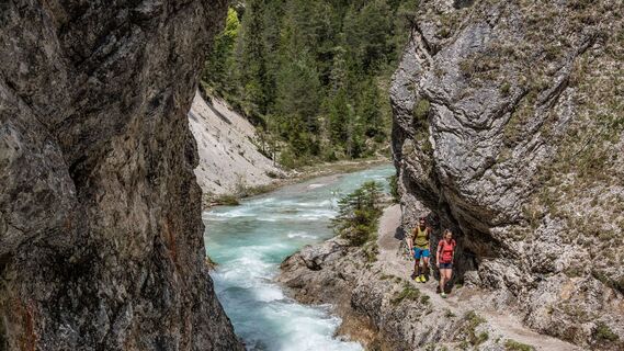 Wanderung durch die Gleirschklamm