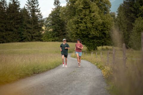 Laufshooting Pillerseetal (c) Sina Bodingbauer-50.jpg