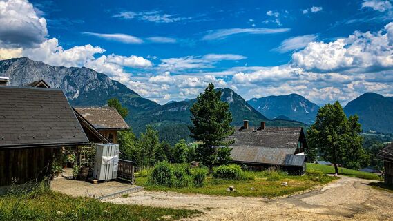 Zenzenbichl mit Blick in Richtung Altaussee