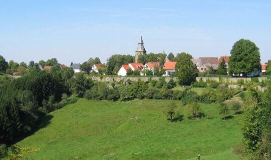 Blick auf die Rüthener Stadtmauer