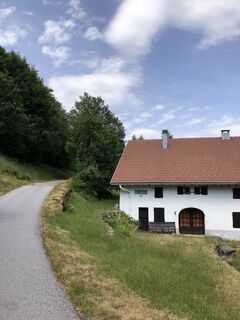Fotografija s spletne strani TM Kuperus na poti