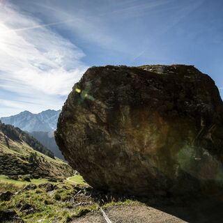 Alpstein, Findling unterwegs zur Alp Trida