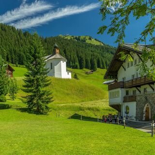 Im Dorf Baad