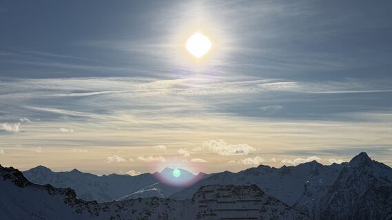 Fotografija s spletne strani Dedada-04 na poti