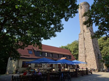 Gasthaus Höcherberg und Höcherturm, Bexbach, 2020, Thomas Klein