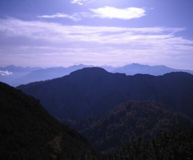 Blick vom Lafatscherjoch Richtung Halltalausgang