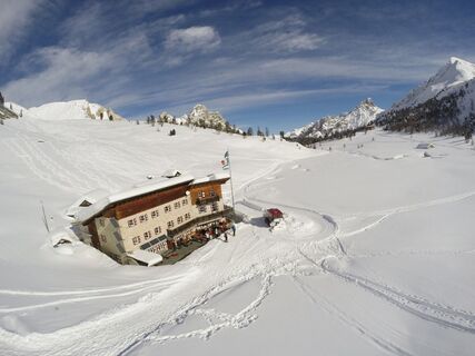 Schutzhütte Lavarella Fanesalm