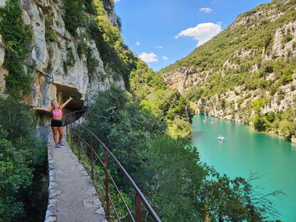 Foto von latschender entlang der Tour