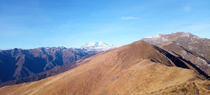 Zdjęcie z Paolo Piralla wzdłuż trasy