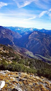 Blick vom Gamsstein ins Salzatal, dahinter die Hochschwabgruppe