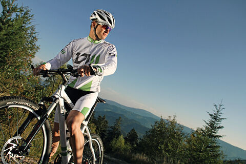Mountainbiker auf den Höhen des Renchtals