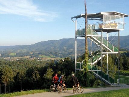 Aussichtsturm Buschenschank Garber