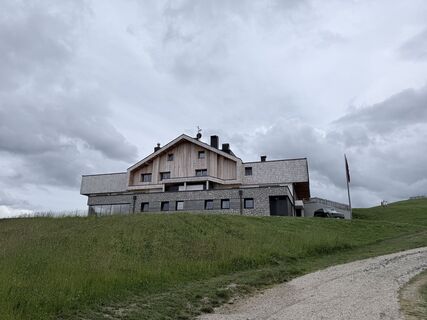 Foto de michele angelini a lo largo del recorrido