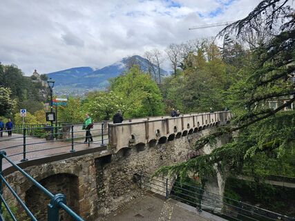Fotografija s spletne strani Christian Hutter 1 na poti