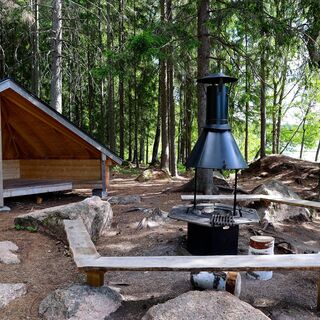 Die erste Schutzhütte der Strecke liegt am Kymijoki