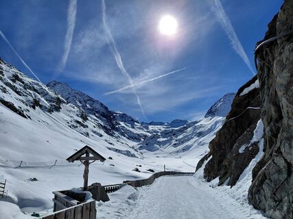 Fotografija s spletne strani Sabine Steuxner na poti