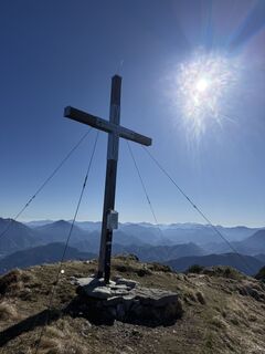 Fotografija s spletne strani Berg Noar na poti