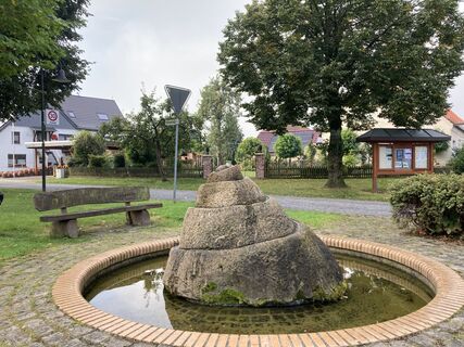 Dorfplatz in Buke